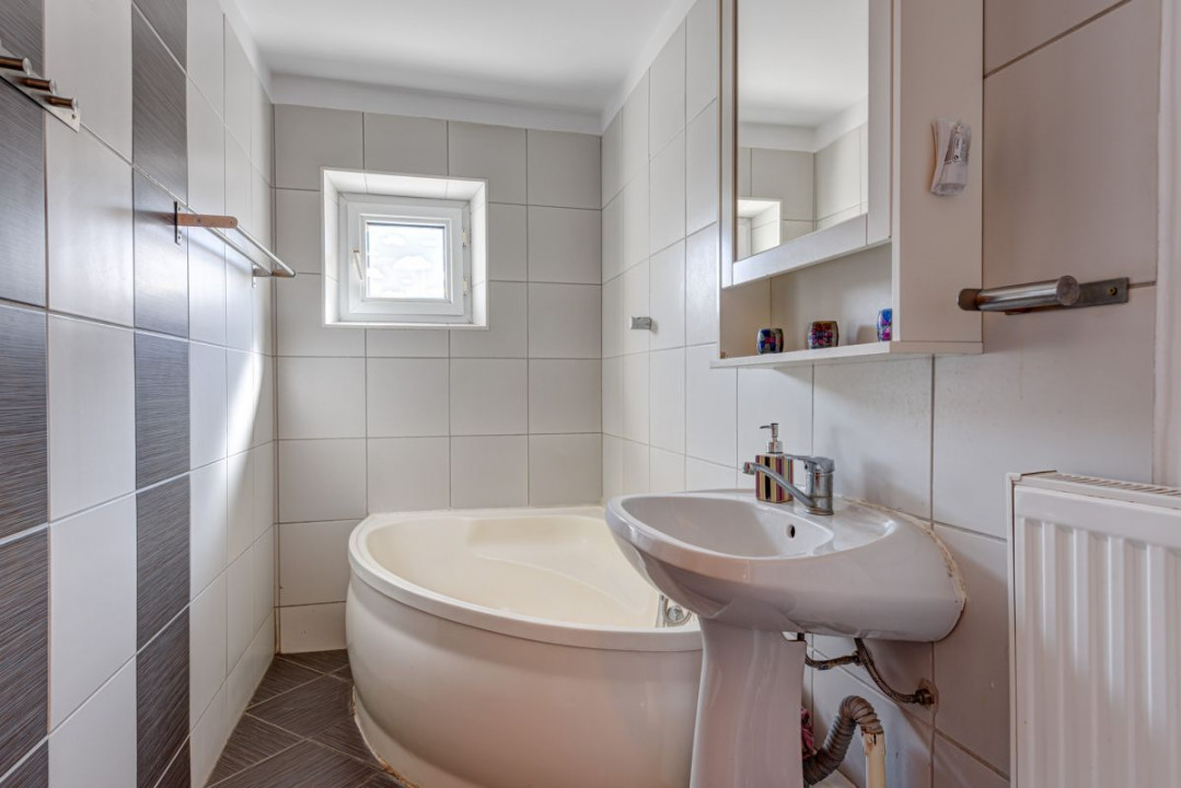 Apartament luminos de 3 camere, Decebal - Theodor Sperantia!