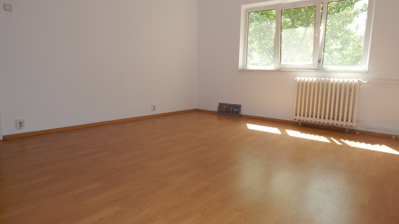 Apartament  3 camere 13 Septembrie