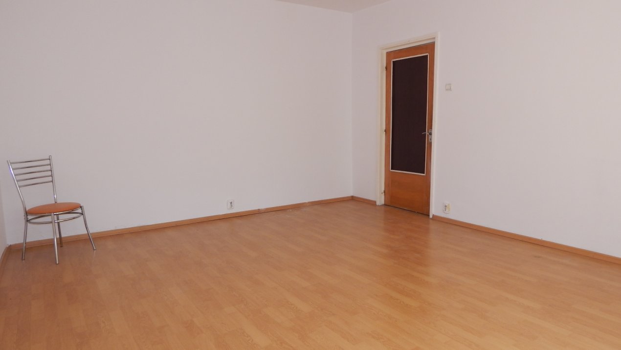 Apartament  3 camere 13 Septembrie