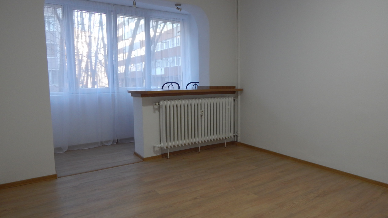 apartament 3 camere Drumul Taberei