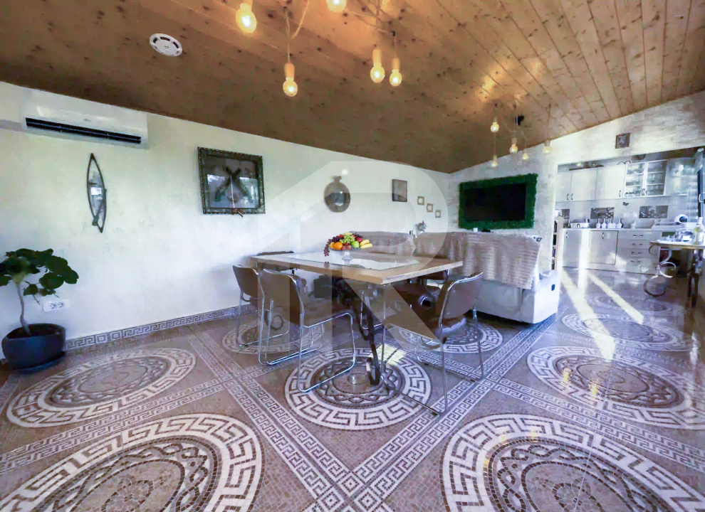 Pe Malul Snagovului, Unde Luxul Devine Cotidian