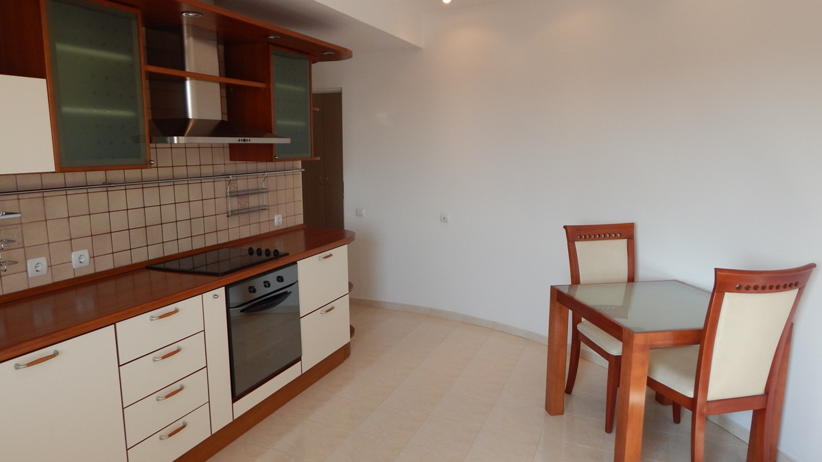 Apartament inchiriere 5 camere Primaverii