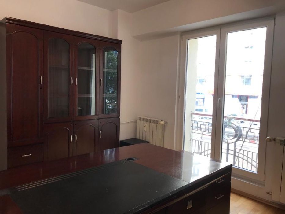 Apartament 3 camere P-ta Victoriei