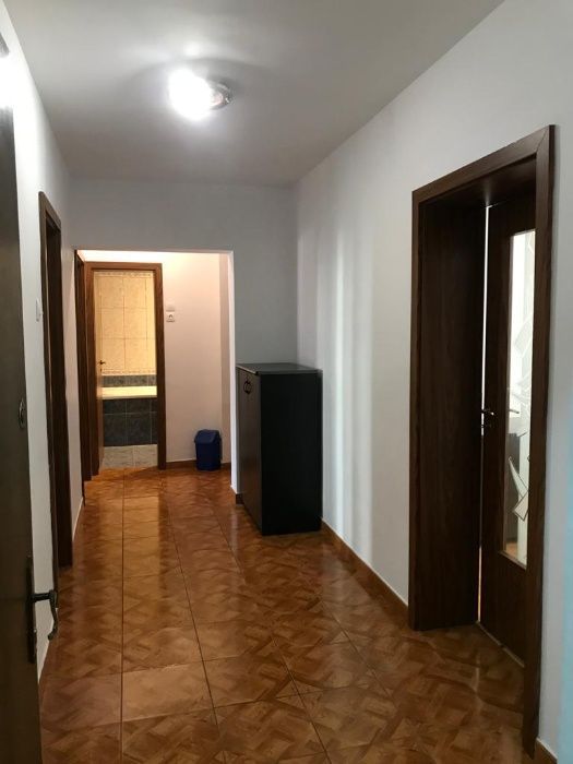 Apartament 3 camere P-ta Victoriei